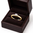 14 K Arany kísérő gyűrű elegáns díszdobozban