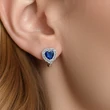 Kék szív kővel díszített francia kapcsos fülbevaló