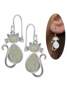 cica-fulbevalo-feher-opallal-diszitve-ezust-heim-ekszer-webaruhaz