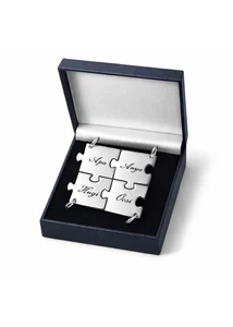 Ezüst puzzle medál gravírozható kivitelben, letisztult minimalista ékszer a Heim Ékszer webáruháztól