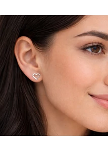 Ezüst szív fülbevaló végtelen jellel díszítve a Heim Ékszer webáruháztól