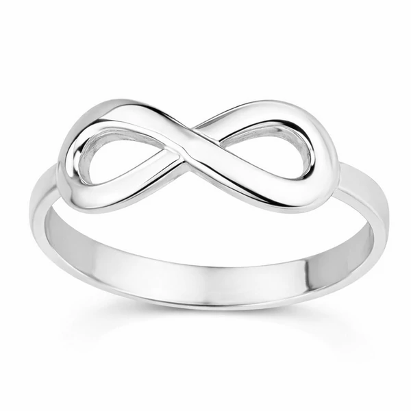 ezüst végtelen jeles gyűrű elegáns minimalista stílusban