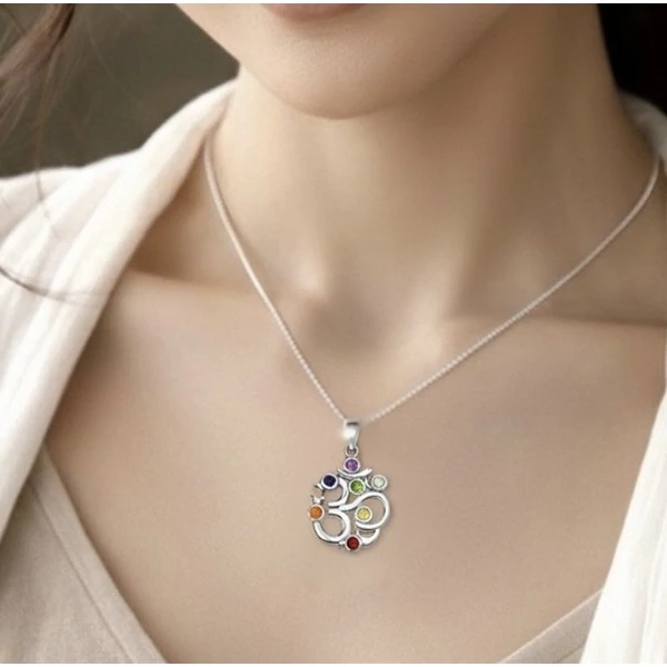 Ezüst Aum Ohm csakra medál színes kövekkel – 7 csakrás spirituális ékszer