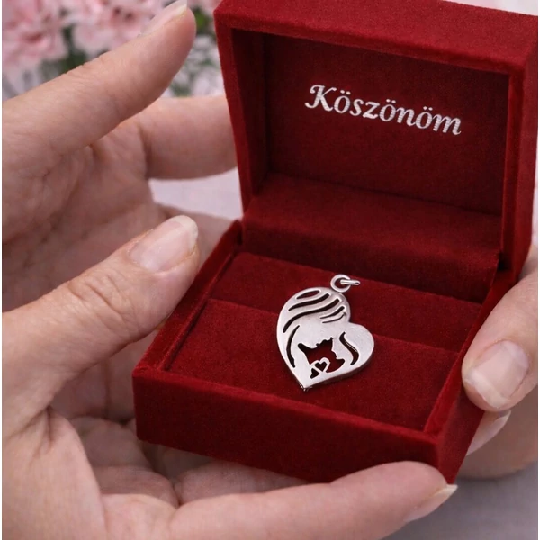 ezüst anya gyermek szív medál ajándékként díszdobozban átadva