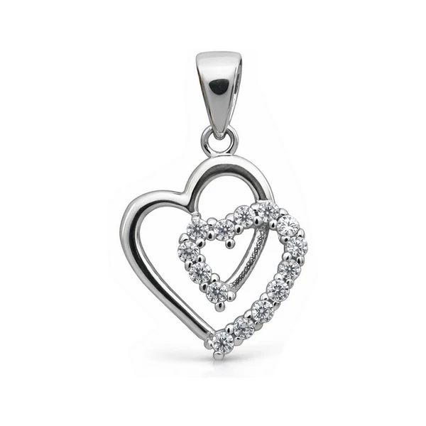 A szív motívum az egyik legősibb szimbólum, ezért ez a fehérarany szív medál tökéletes ajándék lehet, ha szeretetedet, szerelmedet szeretnéd kifejezni szavak nélkül, akár egyetlen ékszer segítségével.