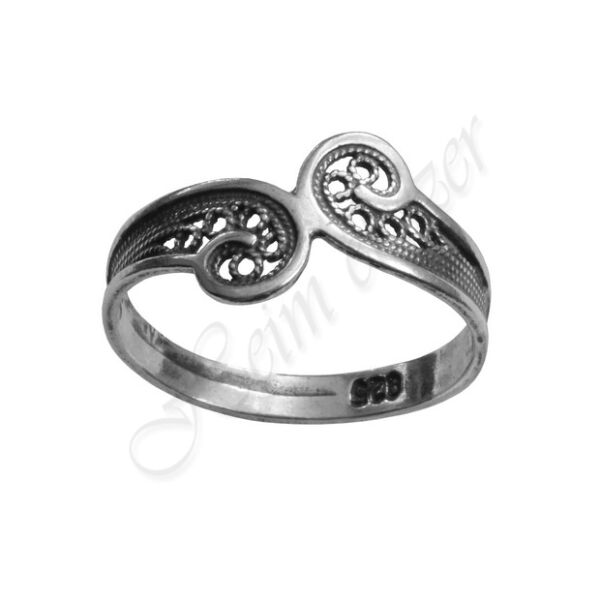 Filigrán, antikolt ezüst gyűrű Heim Ékszer webáruház